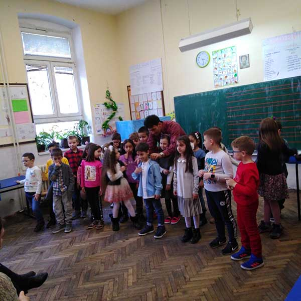 8mart-102209E668-8E01-BA1D-61EB-09D95B93F6C8.jpg