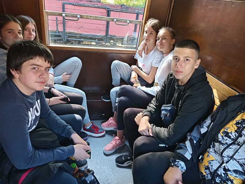 nasi-divni-osmaci-na-ekskurziji-po-zapadnoj-srbiji-13793A5EA2-7564-33A5-7E97-F4175468386B.jpg