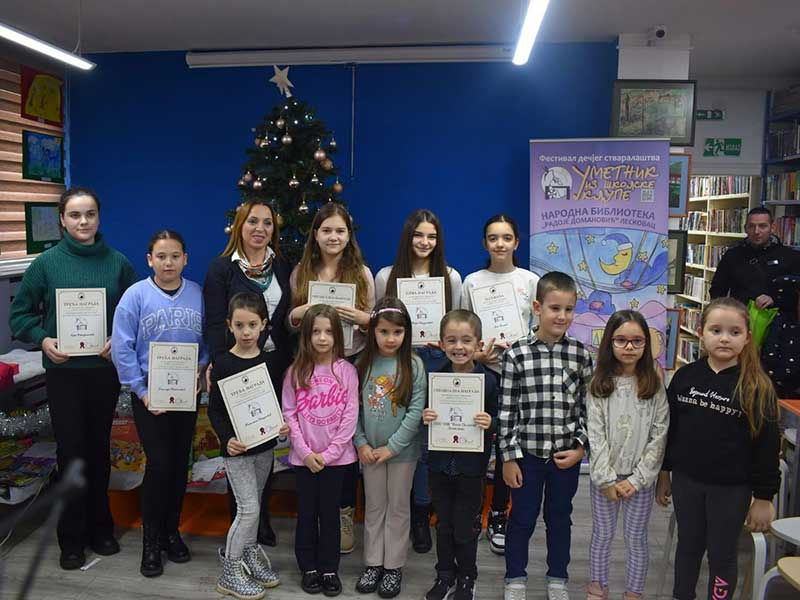 jos-uvek-sam-dete-4E819B4E0-5922-3DBD-0EB1-A1F07C275E21.jpg