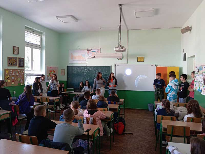 svemir-25201974C-35B9-CB39-D3BC-0CA802FA4EEC.jpg